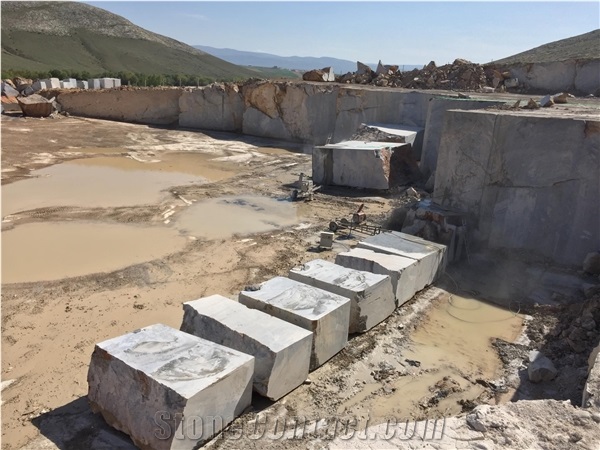 Dark River Marble & Black Golden River Marble Quarry