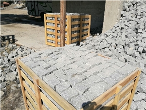 Bergama Grey Granite Cobble Stone