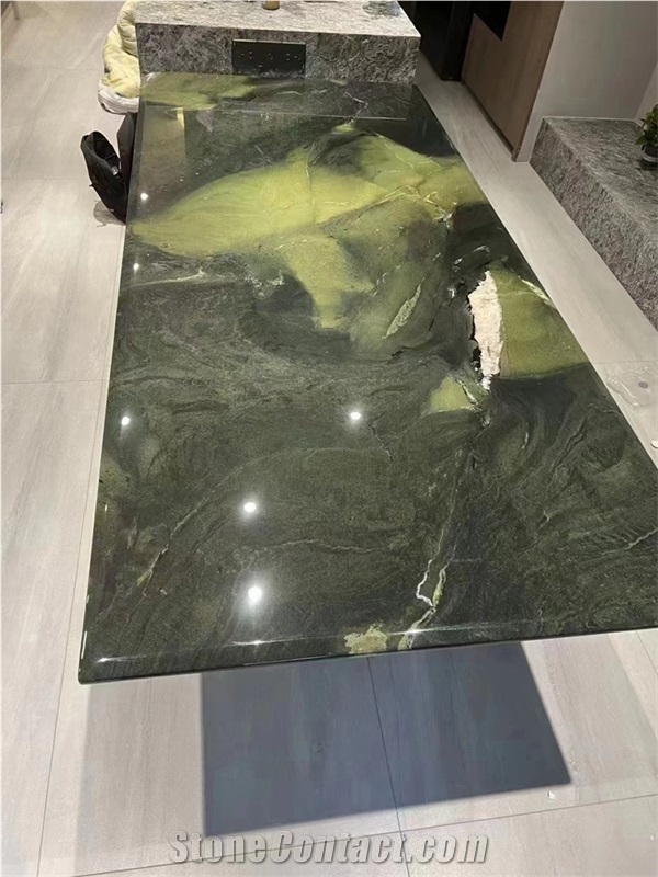 Pure Green Background Natural Avocatus Quartzite Slabs