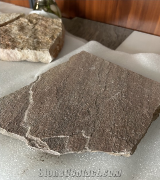 Irregular  Slate Flagstone