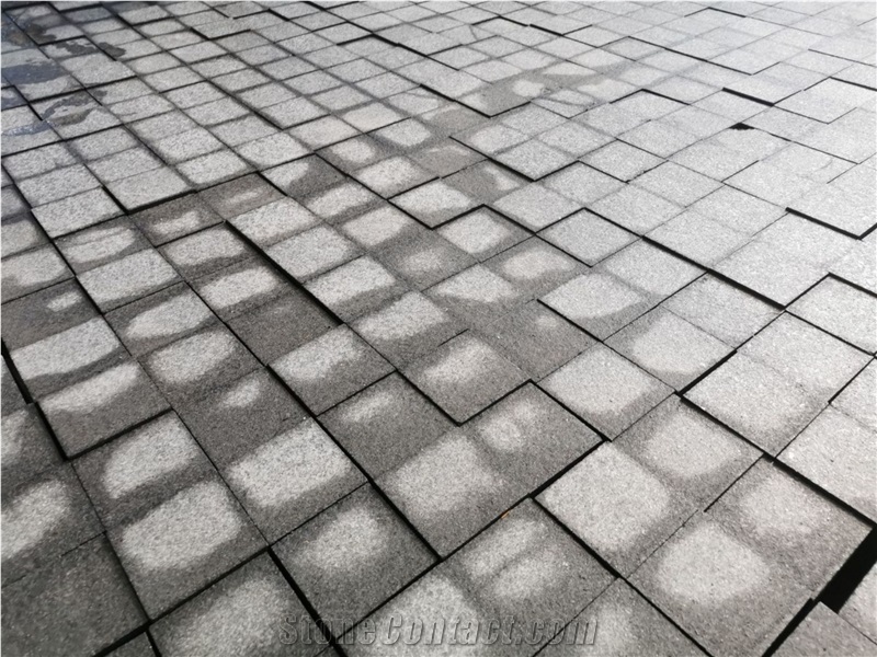 Black Flamed Cubic Landscaping Walkway Cube Stone