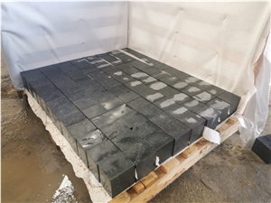 Black Flamed Cubic Landscaping Walkway Cube Stone