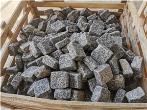 G684 Black Basalt Cobbels 6 Sides Natural Split And Tumbled