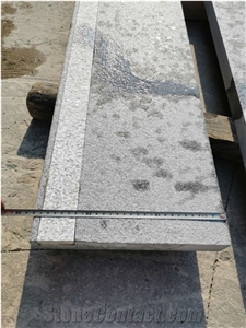 Grey Tread G654, Contrasting Nosing Stone Stairs