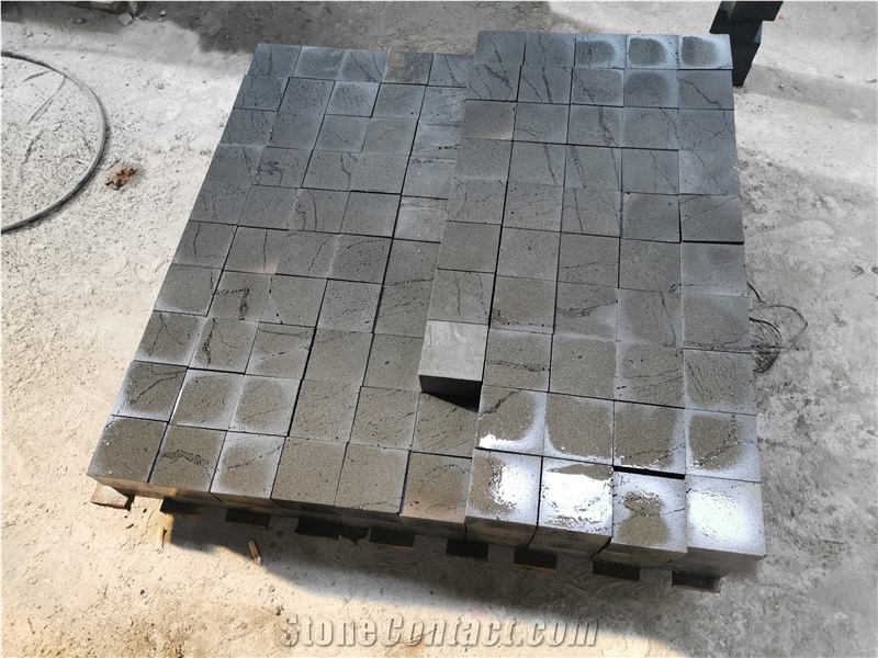 Hainan Black Basalt Ant-Line Cobbles Pavers For Driveway Park Roadway