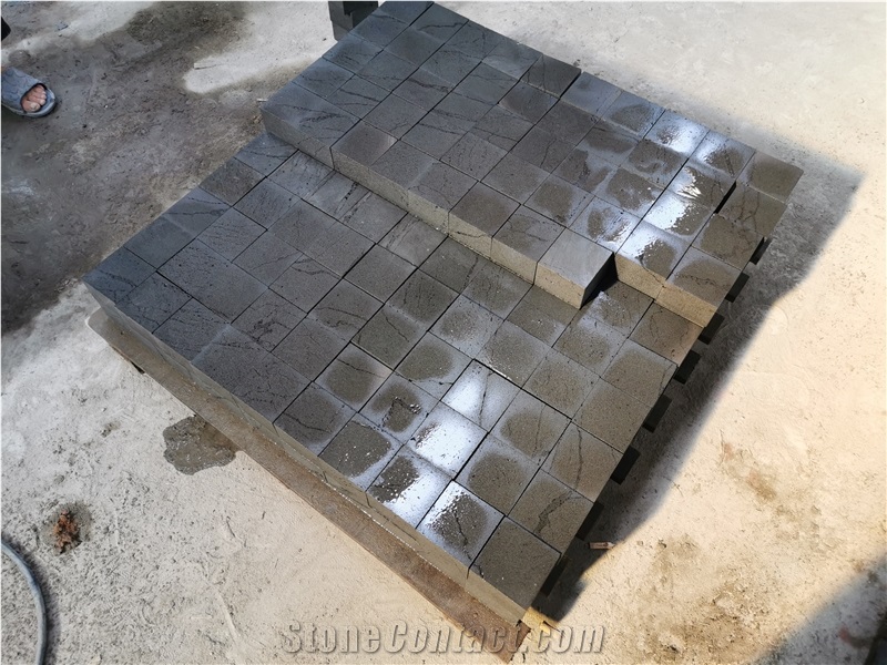 Hainan Black Basalt Ant-Line Cobbles Pavers For Driveway Park Roadway