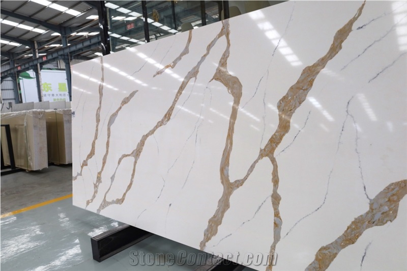 Artificial Calacatta Brown Quartz Engineered Stone Slab