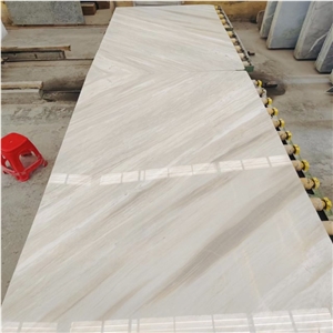 Bookmatched White Marble Calacatta Ondulato Slabs Bookmatched White Marble Calacatta Ondulato Slabs