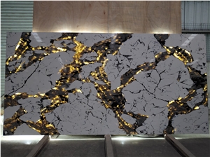 Chinese High Quality Calacatta Quartz Polished Surface
