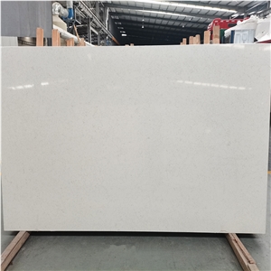 Marble Series 4032 Coarse Carrara Quartz Beachtop