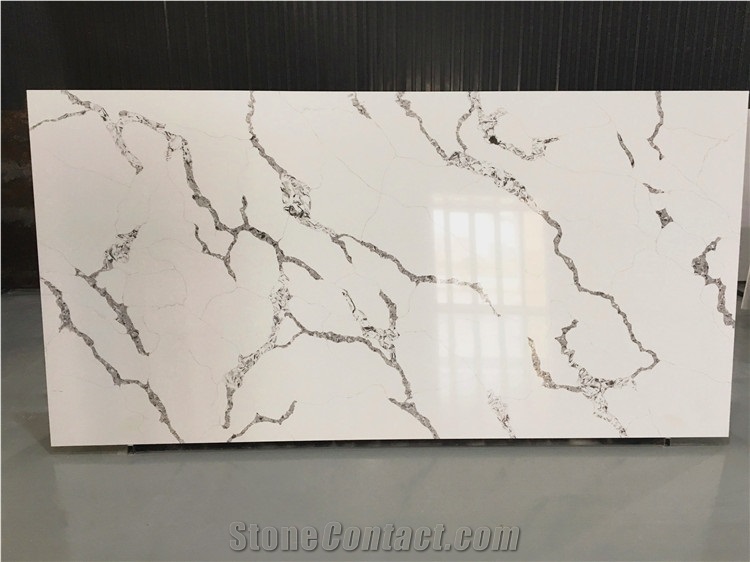 Polished Surface High Quality Calacatta Quartz Slab