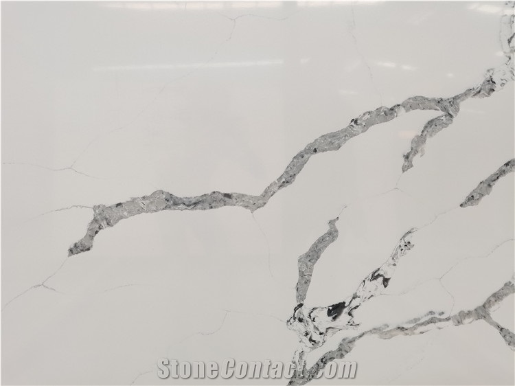 Polished Surface High Quality Calacatta Quartz Slab