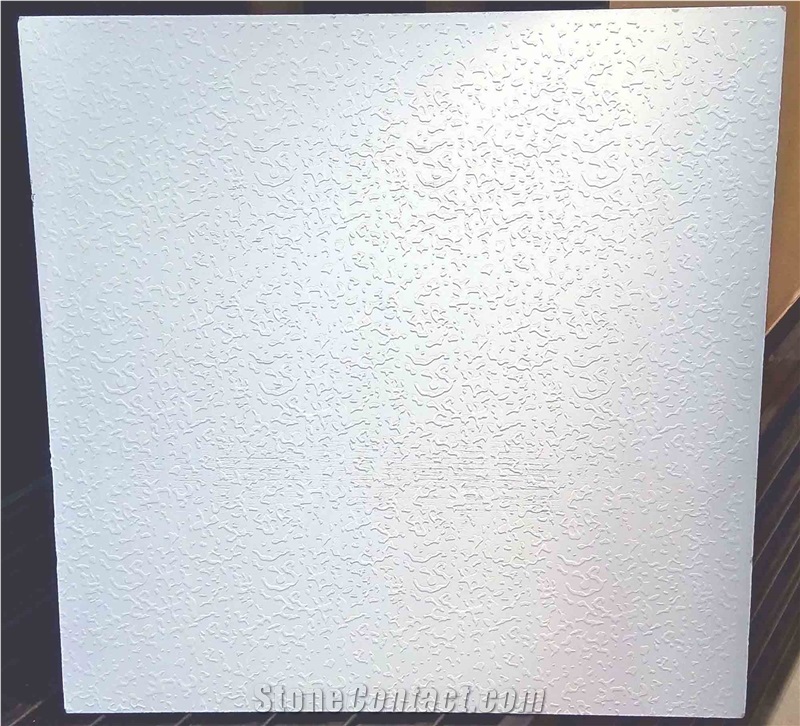 Waterproof Durable Anti-Denting Celing Tile For Fake Ceiling