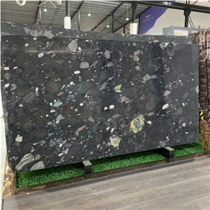 Black Mosaic Granite Slabs And Tiles For Bathroom Flooring