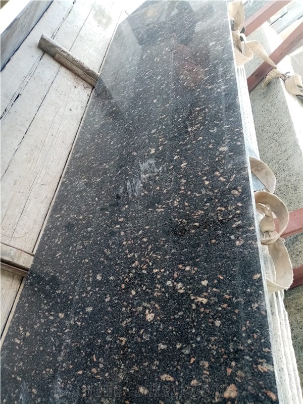 Nero Aswan Granite Slabs