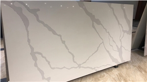 Very Light Vein Calacatta Quartz Stone Slab Famous