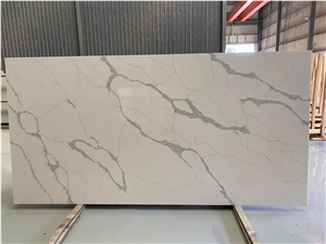 Winter Top Sales Calacatta Quartz Stone Z032