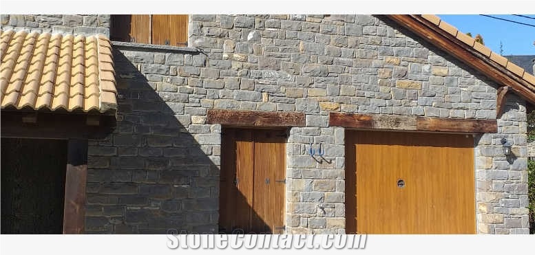 Piedra Negra Juneda Stone Masonry