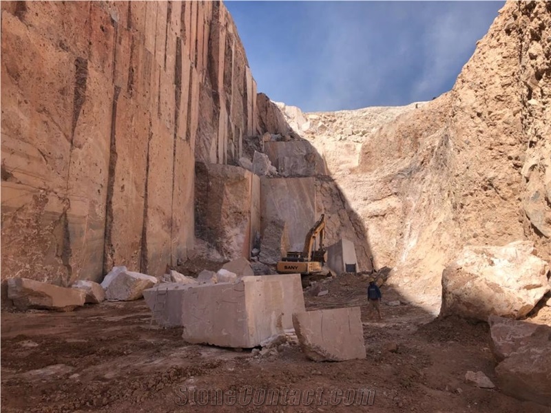 Naranja Onyx Quarry