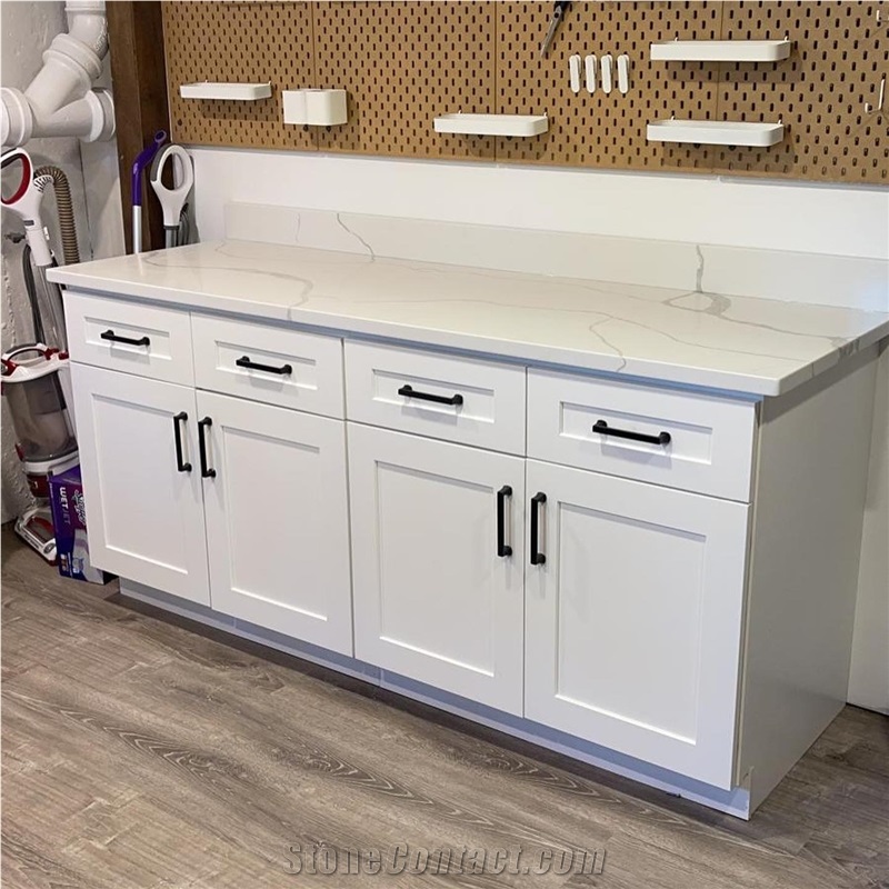 Calacatta Quartz Kitchen Countertop
