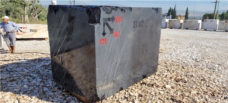 ALEXANDRETTE BLACK Marble Blocks