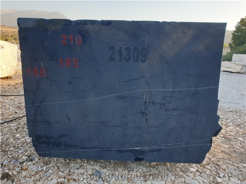 ALEXANDRETTE BLACK Marble Blocks