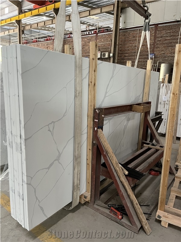 Calacatta White Quartz Slabs  SKY-001 Artificial Stone Slab