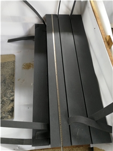 Black Basalt Curbstone Honed Finished Walkway Kerbstone