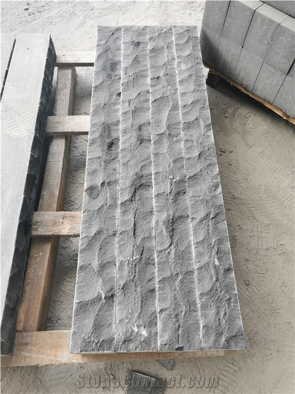 Black Basalt Natural Split Kerbstones Landscaping Stone