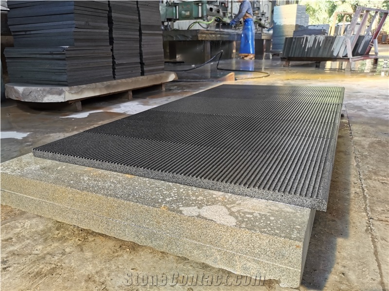 Black Stone Hainan Black Basalt Broken Axe Finished Pool Paver