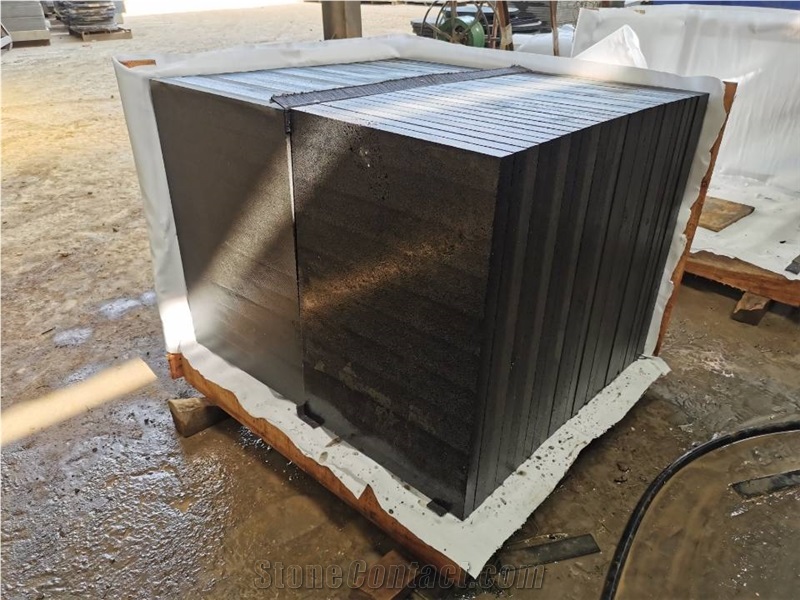 China Black Basalt Tiles Outdoor Floor Tiles