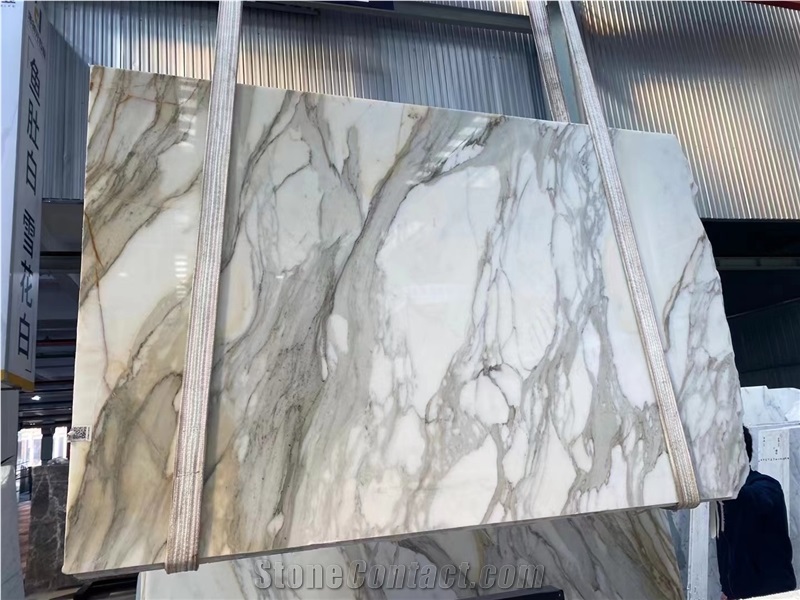 Calacatta Gold Marble Doro Siena Slabs