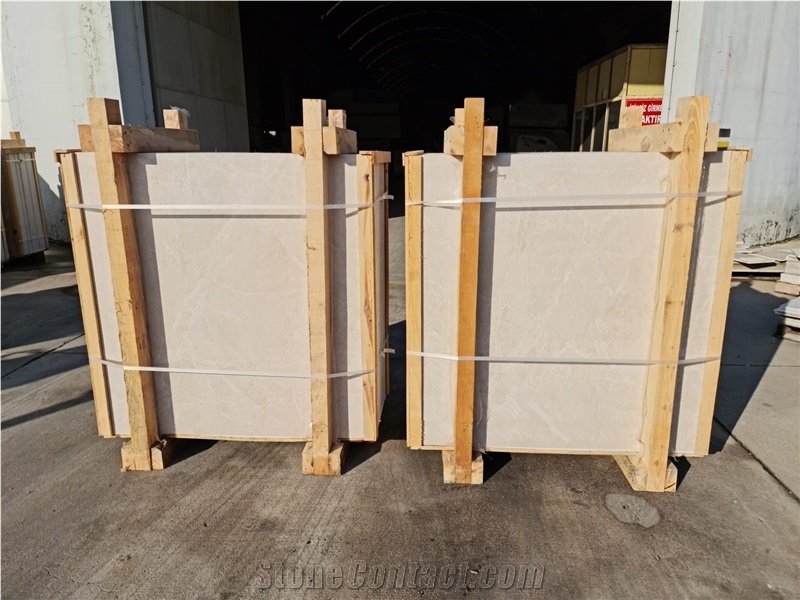 Vanilla Spider Marble Slabs