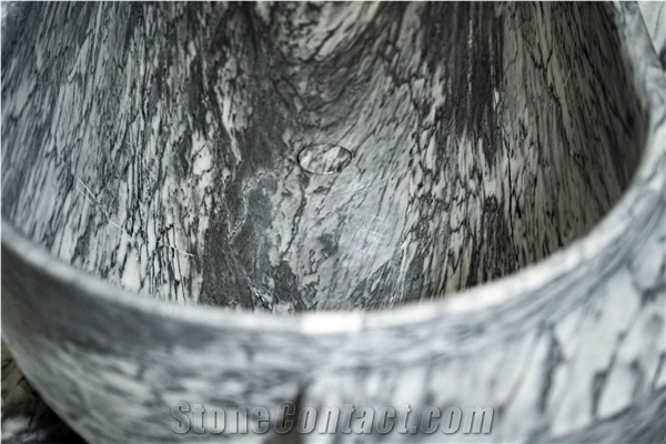 Azul Lagoa Marble Bathtub