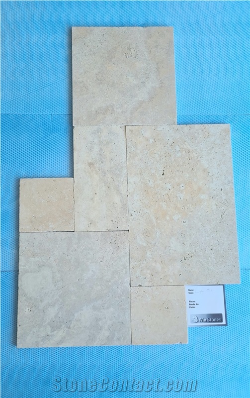 Light Mix Travertine Tumbled French Pattern