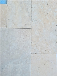 Light Mix Travertine Tumbled French Pattern