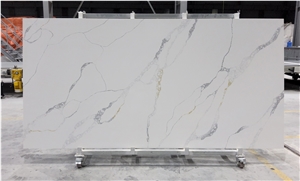 CS8602 - Calacatta Fusione Quartz Slabs
