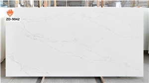 Super Popular Calacatta  Quartz Stone Slabs（Model Z9042）