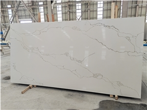 Super Popular Calacatta  Quartz Stone Slabs（Model Z9042）