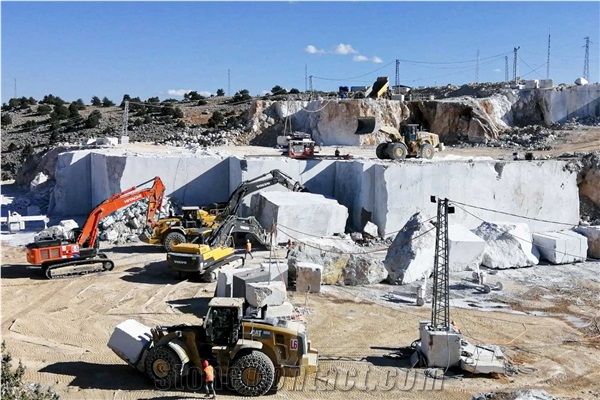 HBB Tundra Grey Marble Blocks