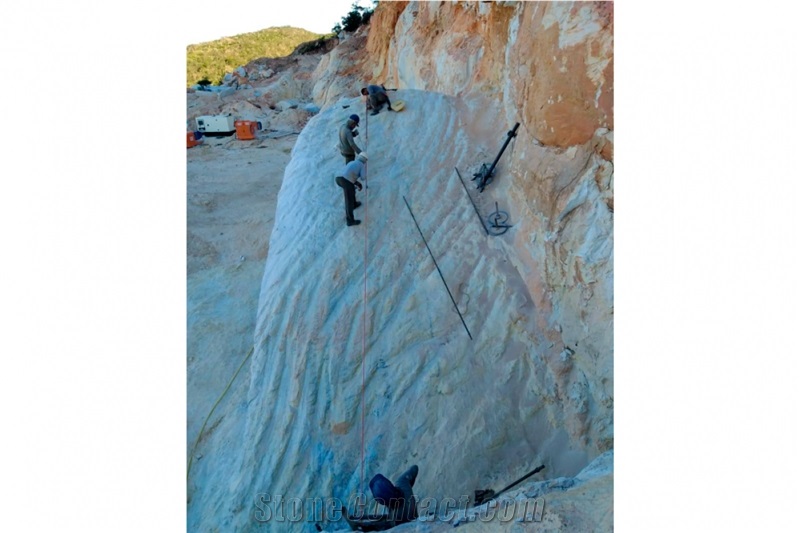 Royal Blue Azul Macaubas Quartzite Quarry