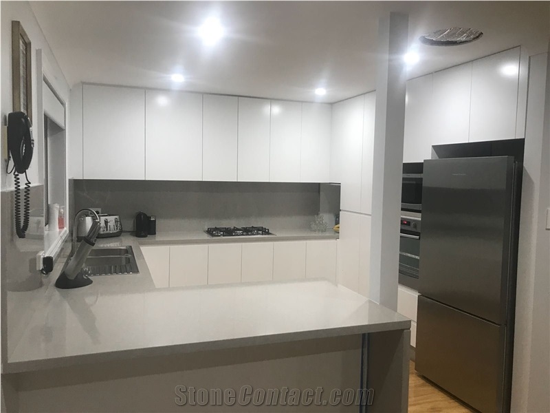 Caesarstone Quartz Benchtops, Solid Surface Kitchen Countert