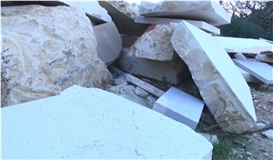 Pierre De Lussan, Tavel Ivory Limestone Blocks