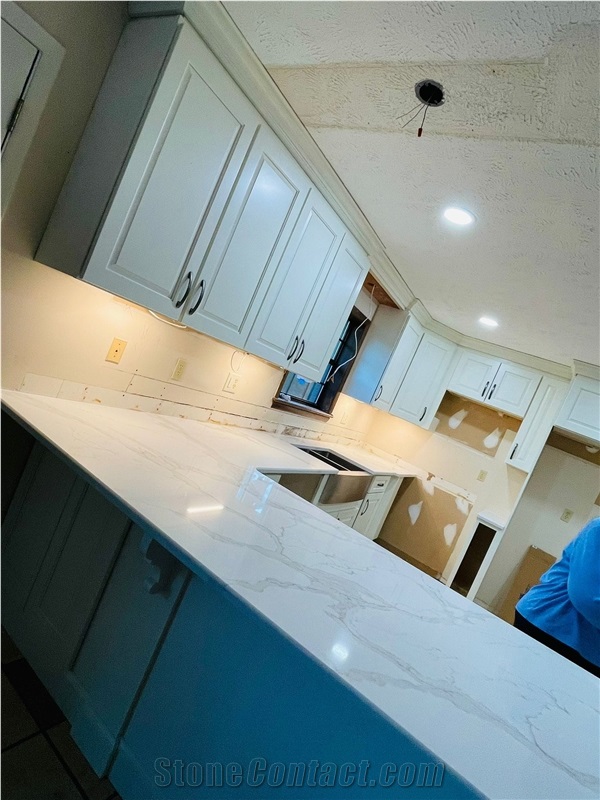 Calacatta Gold Extra Quartz Kitchen Countertop