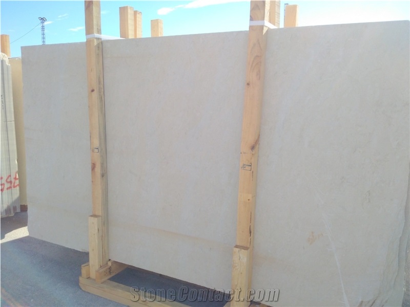 Bateig Creama Limestone Slabs