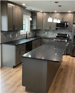 Artificial Black Quartz Stone Tiles & Slabs