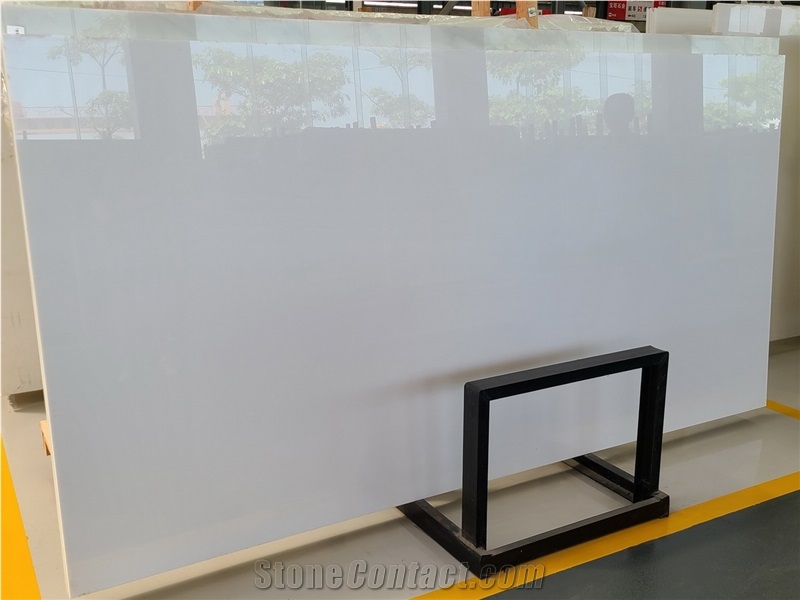 White Nano Glass & Crystallized Stone
