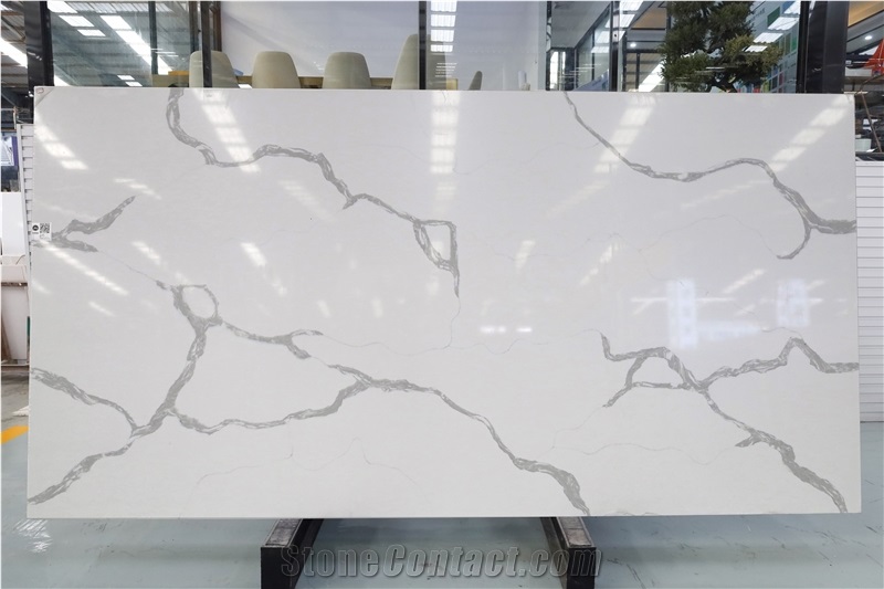 Popular White Calacatta Quartz Slab