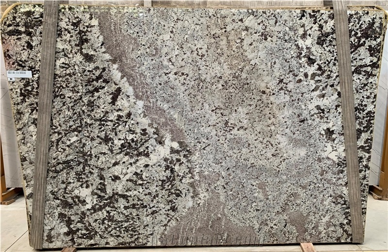 White Alaska Granite Slabs