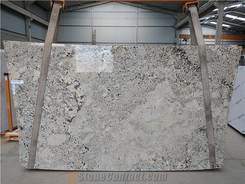 White Alaska Granite Slabs
